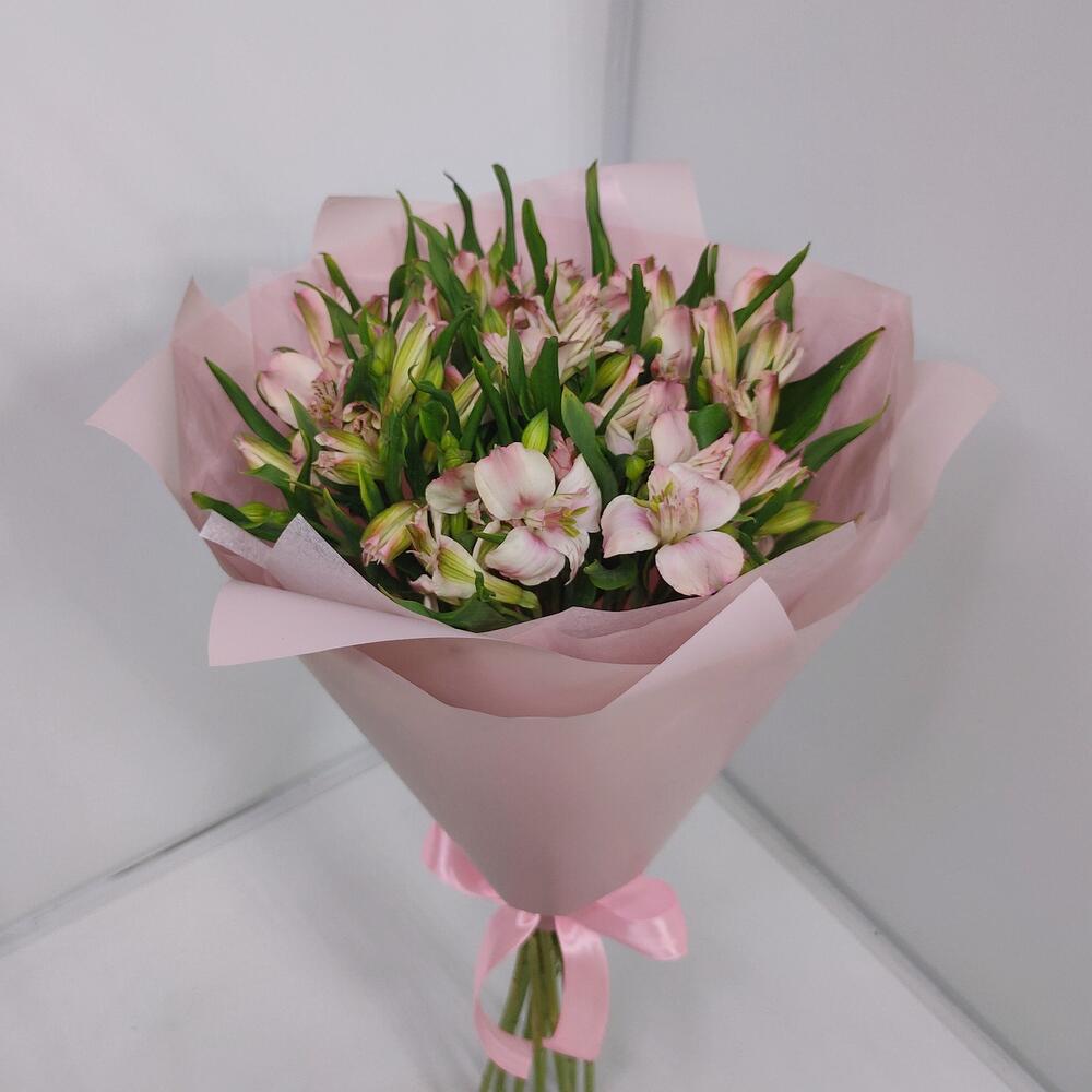 Букет из 9 альстромерий 