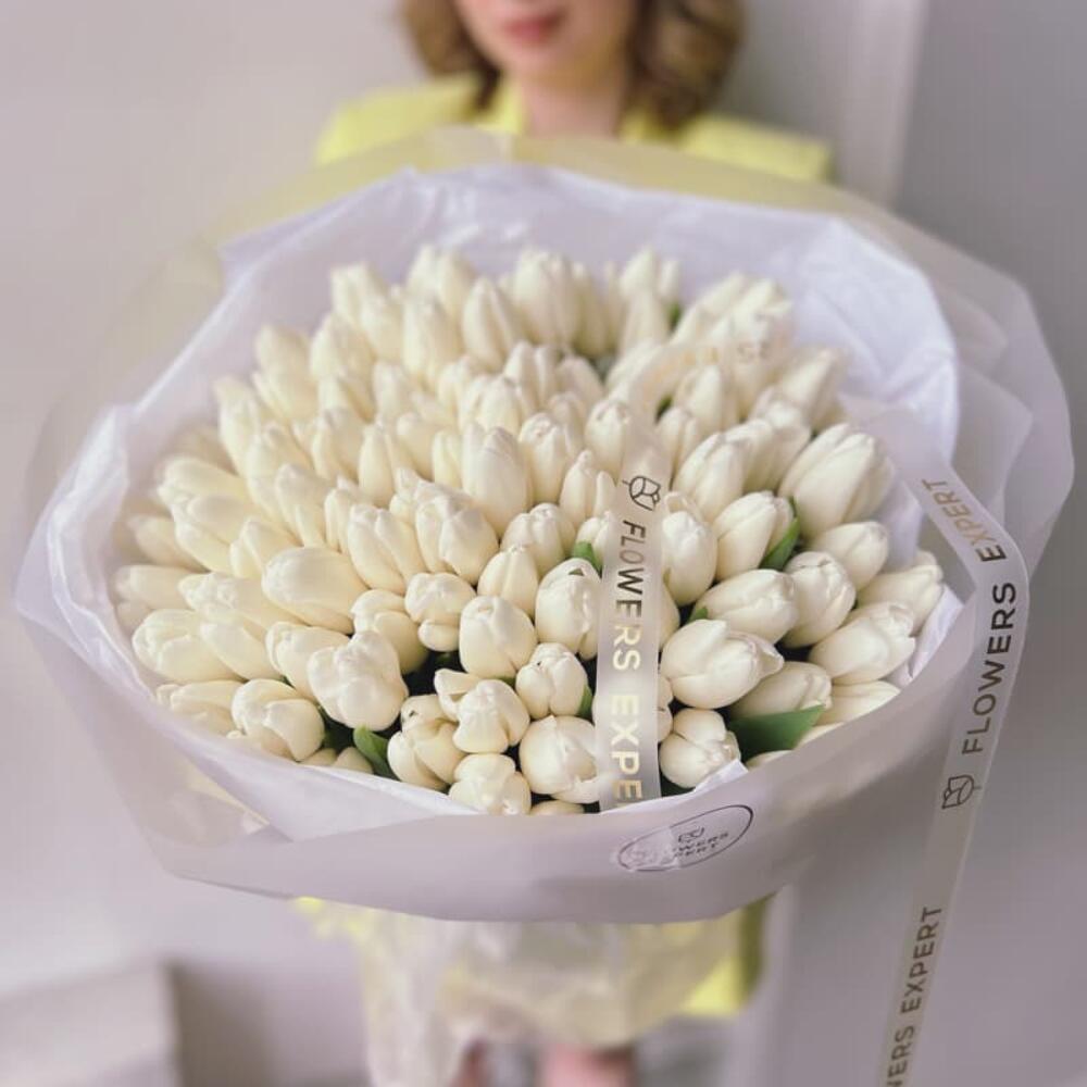 Букет из 101 белого тюльпана 