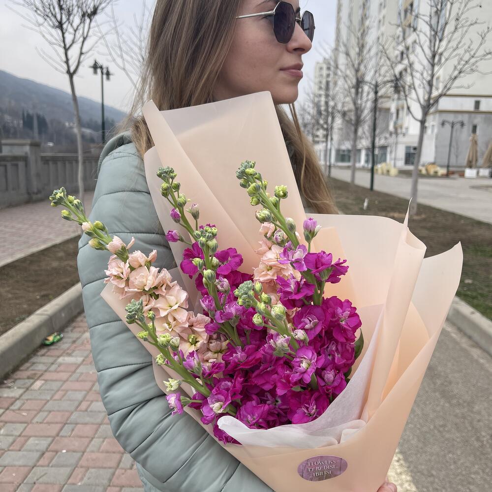 Монобукет из 7 матиол